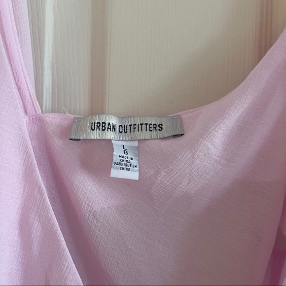 UO Belle Ruffle Wrap Top - Picture 3 of 5